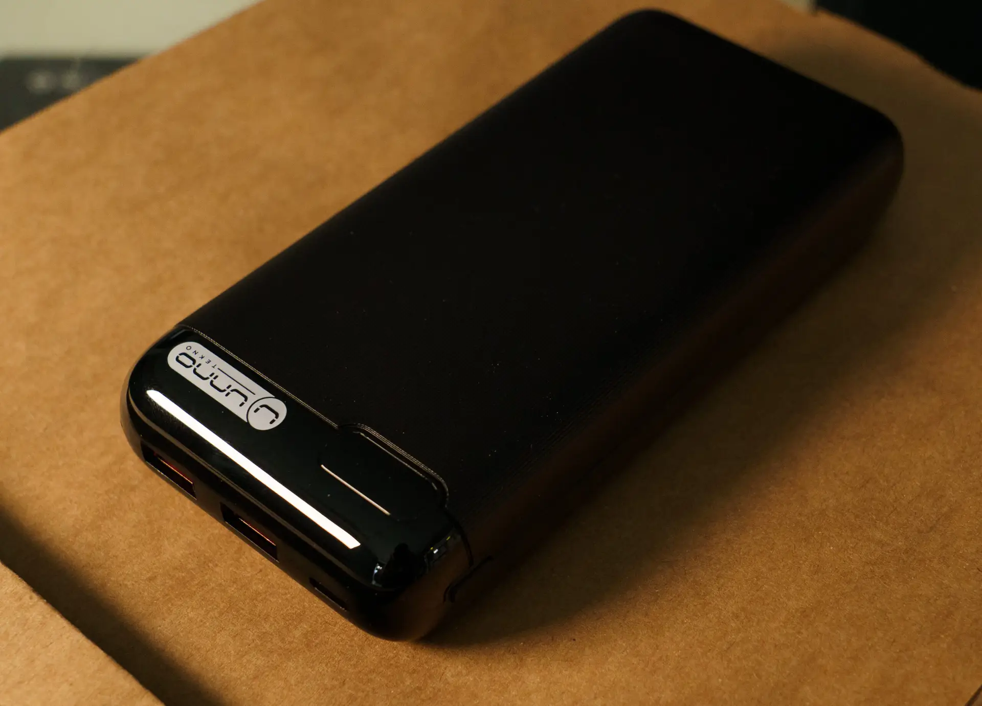Bateria UNNO Tekno powerslim 20+ con PD 20W - Imagen 2